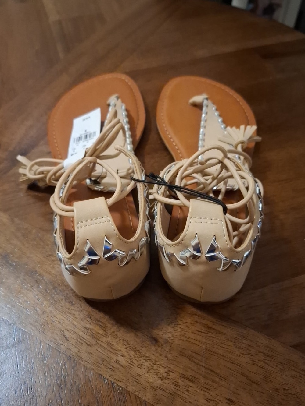 EXPRESS Ankle Wrap sandals Size 9 NWT - Picture 2 of 2